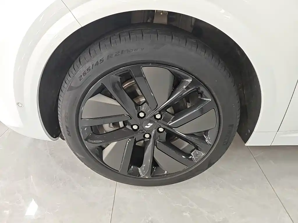 Li Auto Li L6 — миниатюра 23