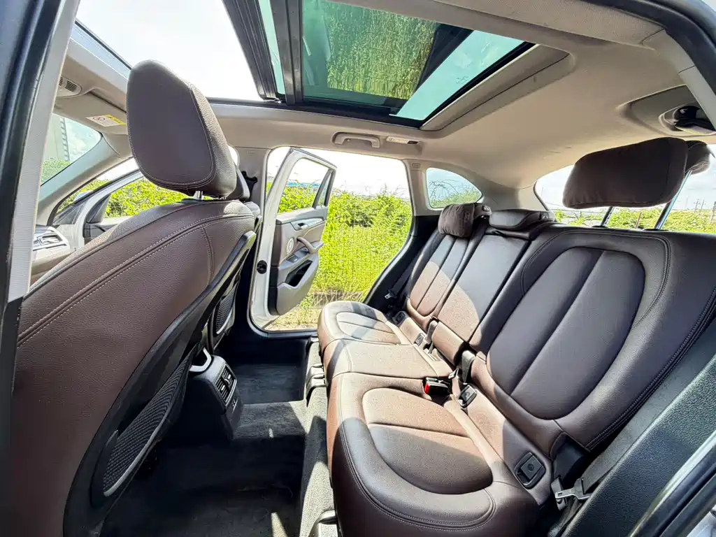 BMW X1 2022 sDrive20Li Premium