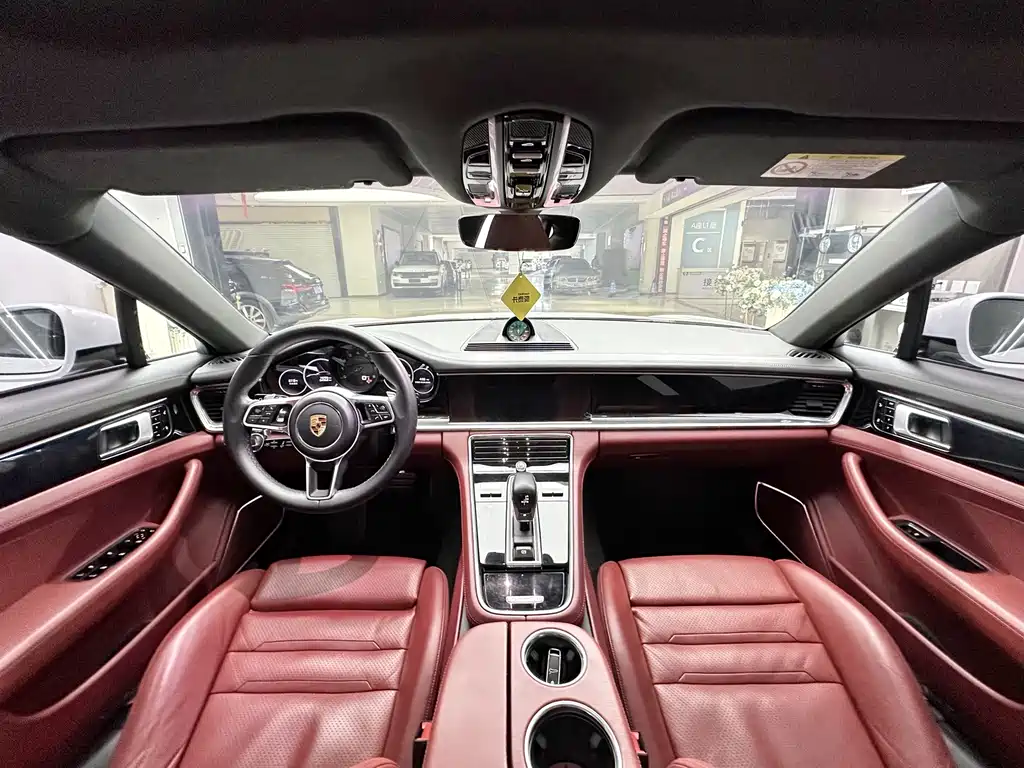 Porsche Panamera — миниатюра 9