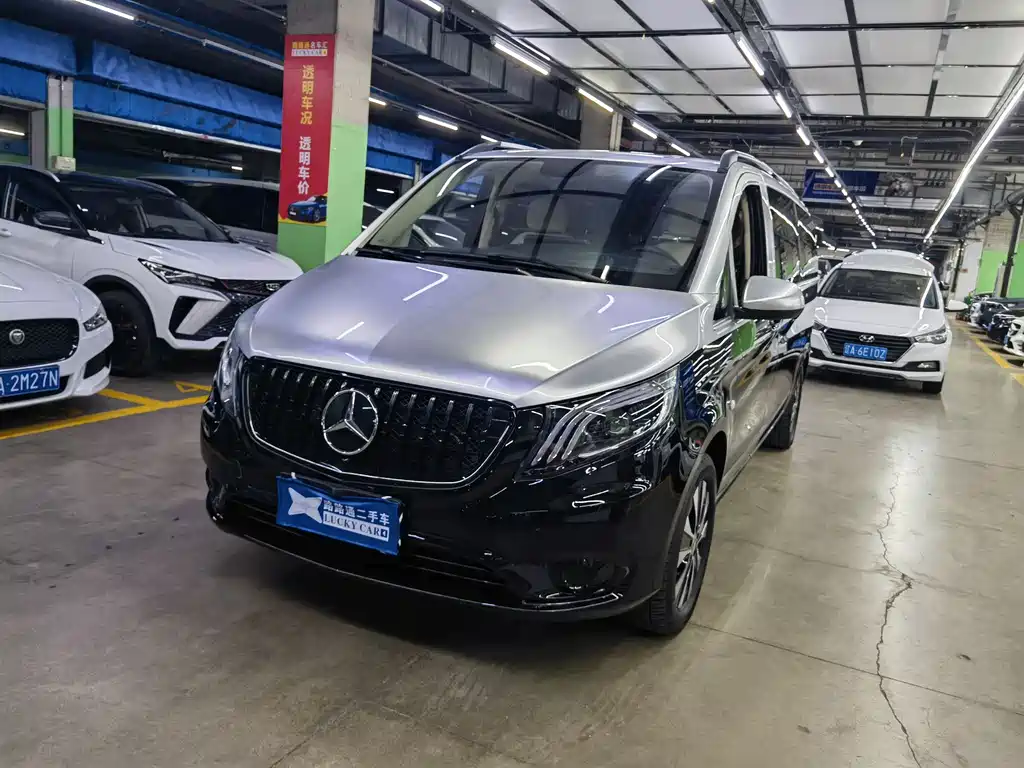 Mercedes-Benz Vito 2025