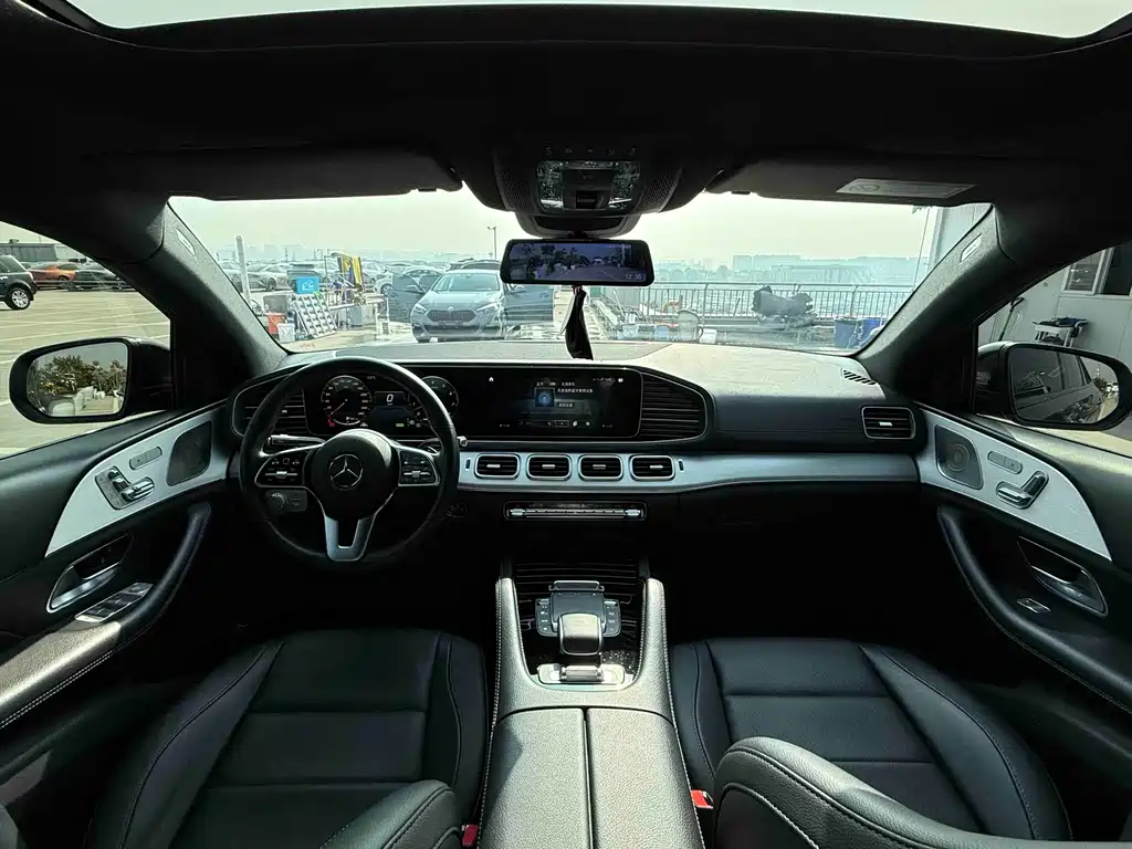 MERCEDES-BENZ GLE COUPE