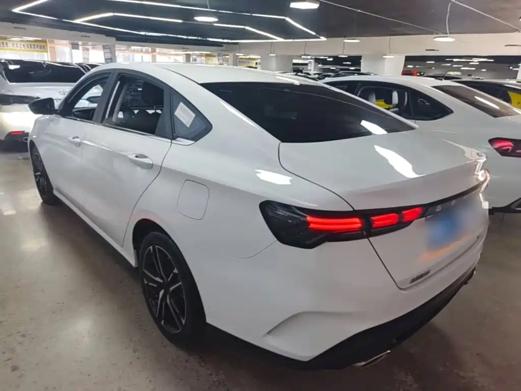 Geely Binrui — миниатюра 5