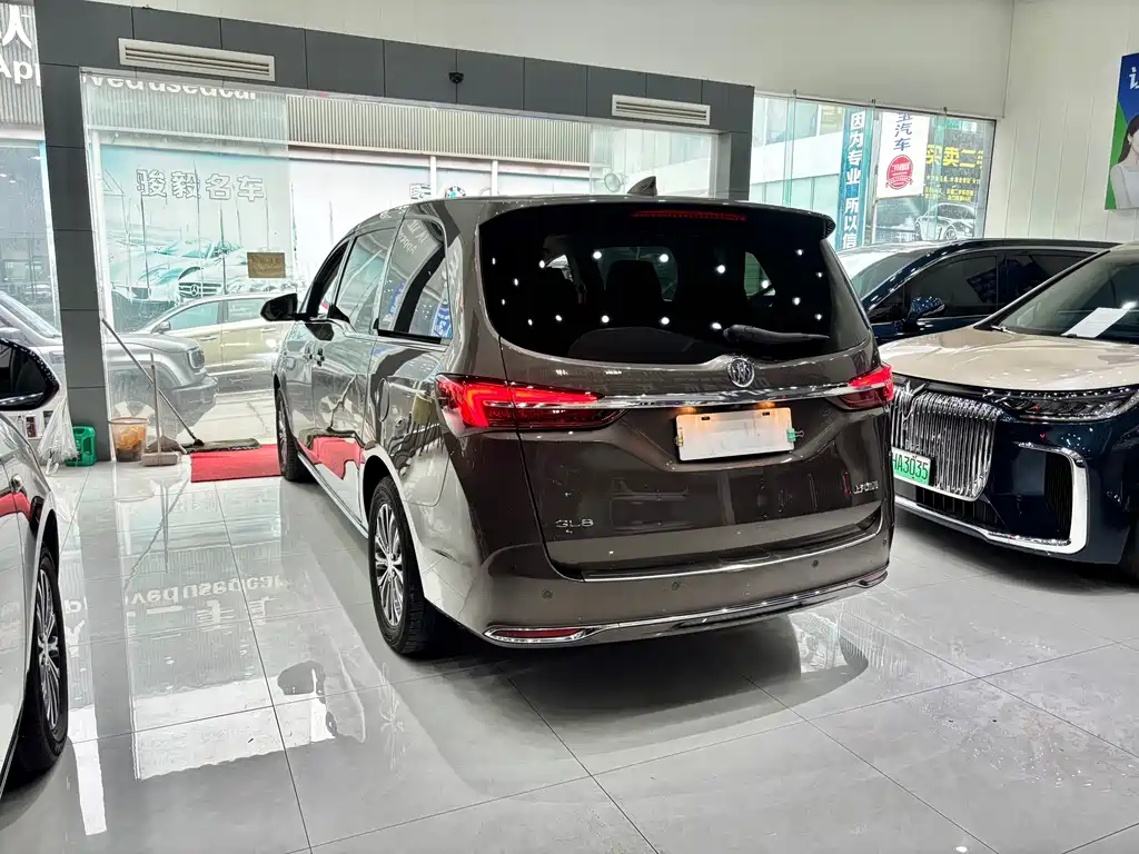 Buick GL8 — миниатюра 4