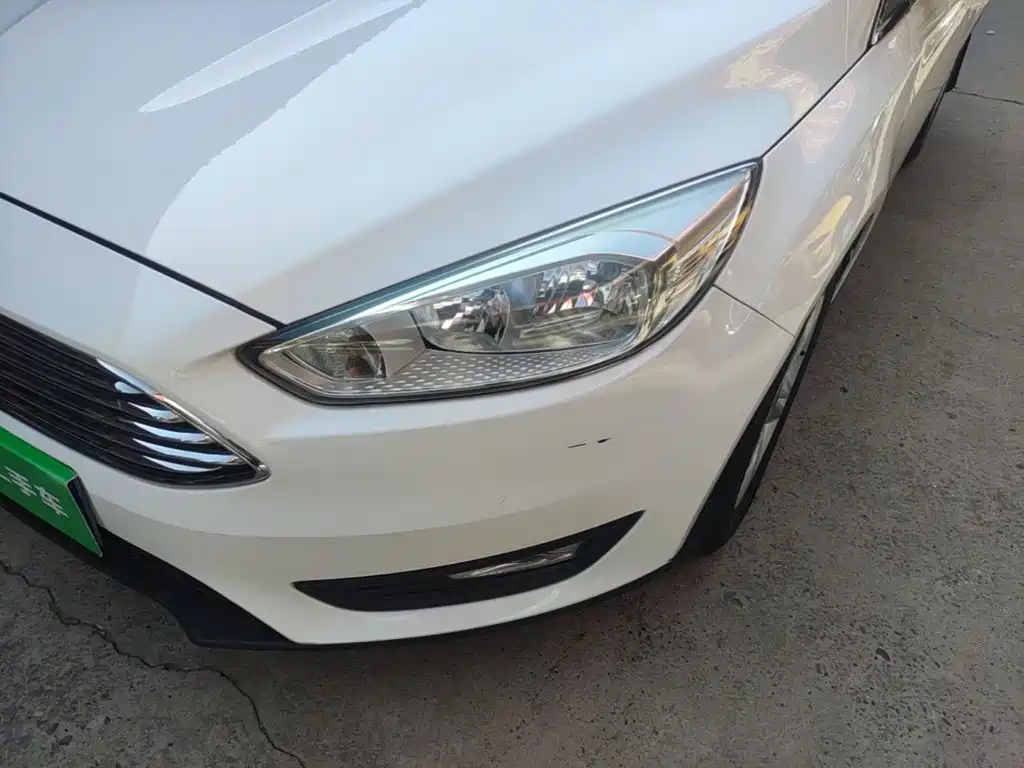 Ford Focus — миниатюра 24