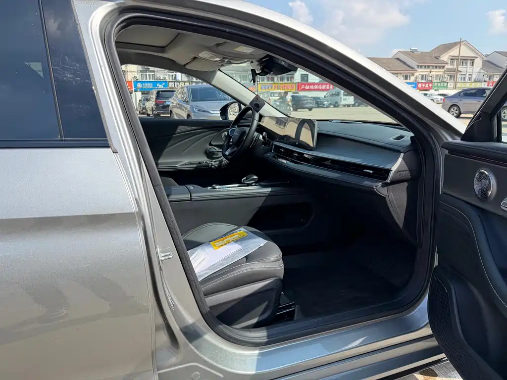 Chery Arrizo 8 — миниатюра 12