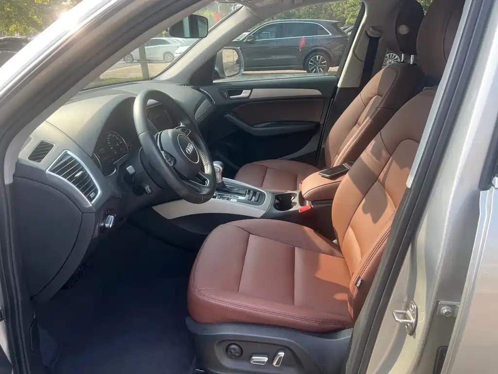 Audi Q5 — миниатюра 11