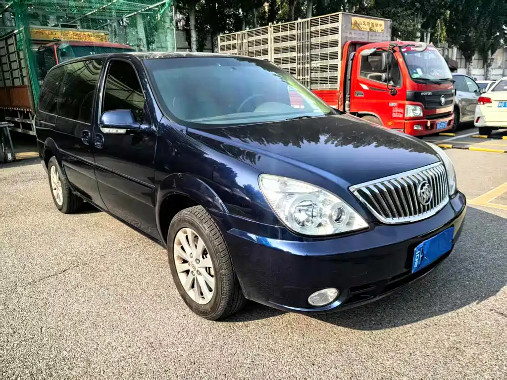 Buick GL8 — миниатюра 3