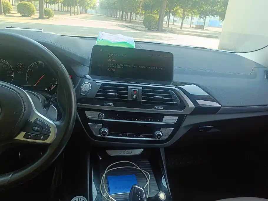 BMW X3 — миниатюра 13