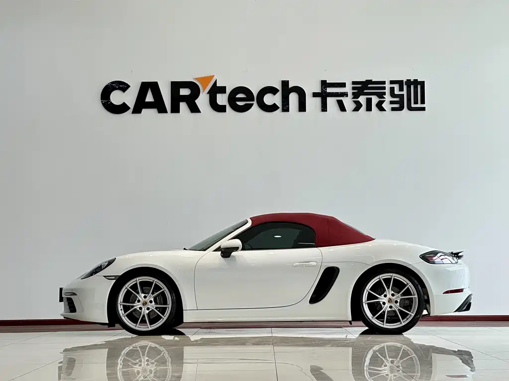 Porsche 718 2022 Boxster 2.0T
