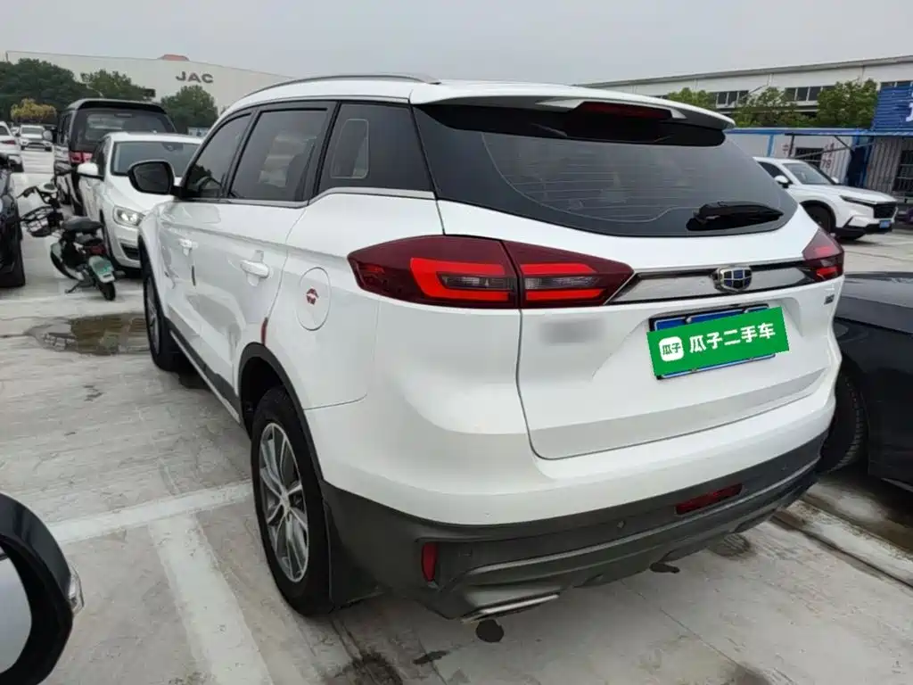 Geely Boyue — миниатюра 5