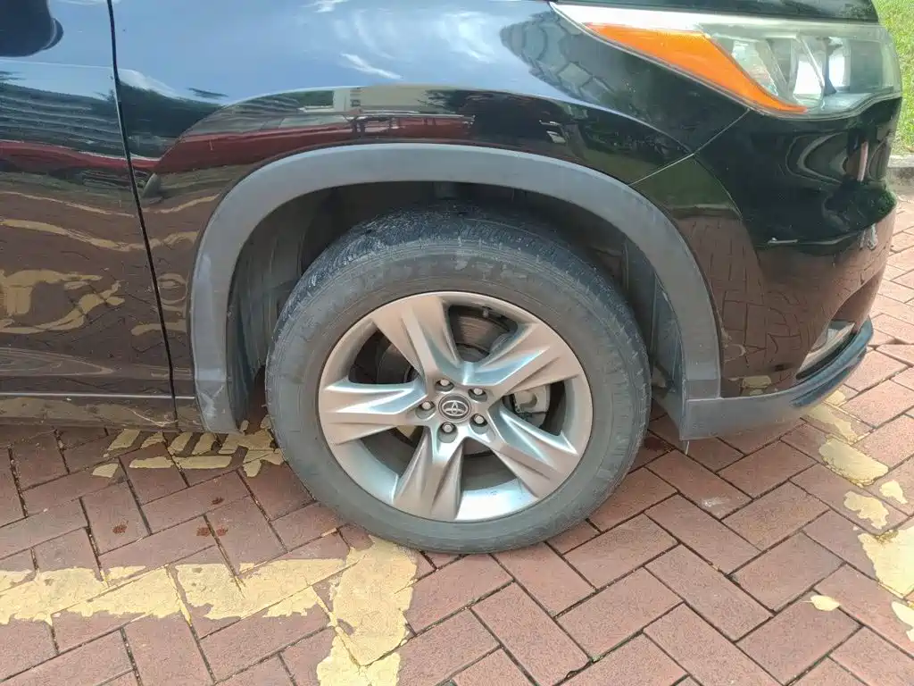 Toyota Highlander — миниатюра 8
