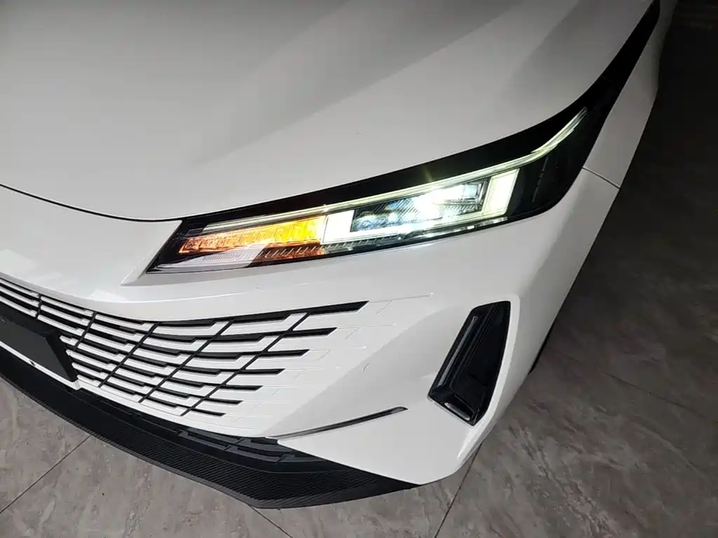 Changan Yida — миниатюра 24