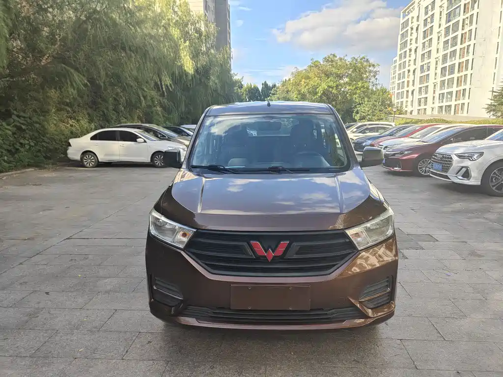 Wuling Hongguang — миниатюра 3
