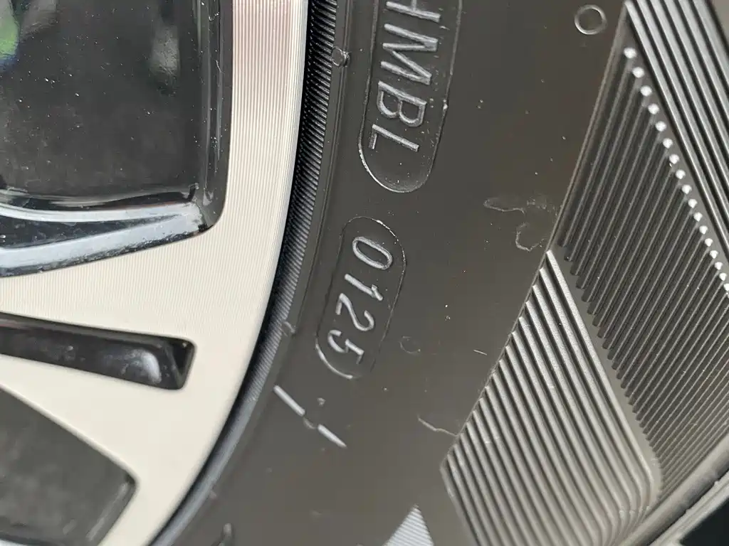 Hyundai Custo — миниатюра 20