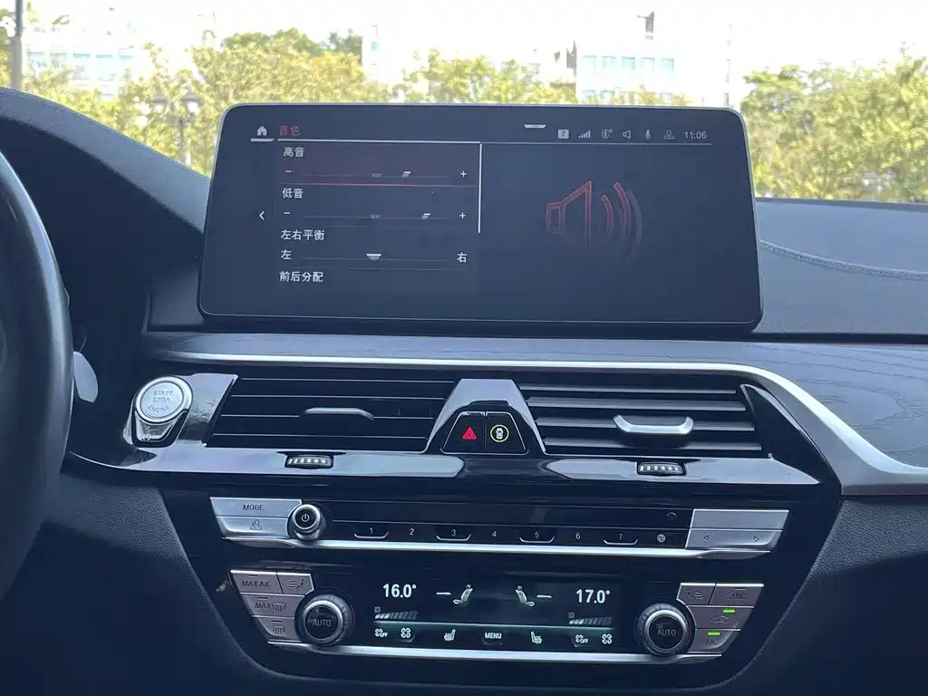 BMW 5 Series — миниатюра 11