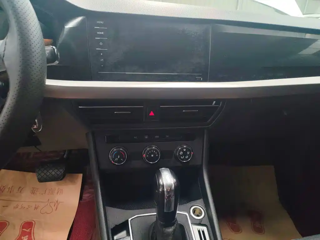 Volkswagen Lavida — миниатюра 9