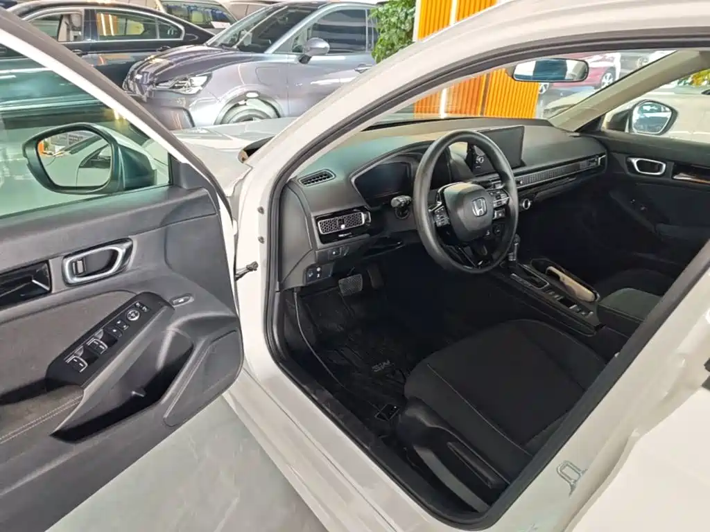Honda Civic — миниатюра 16