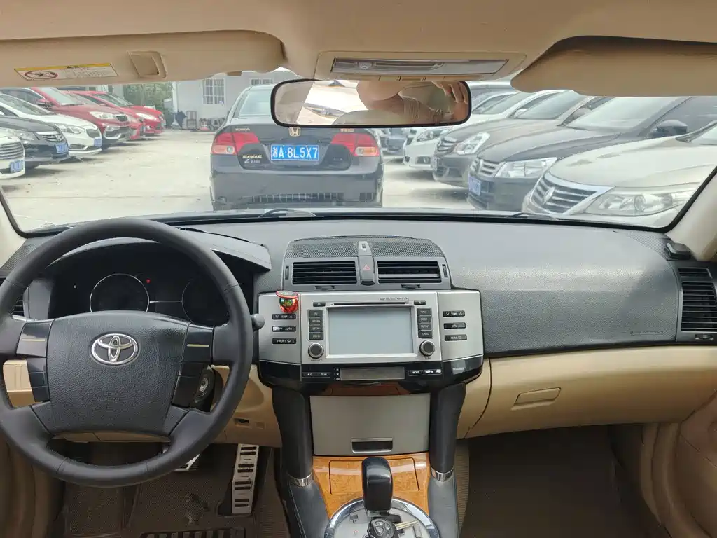 Toyota Reiz — миниатюра 2