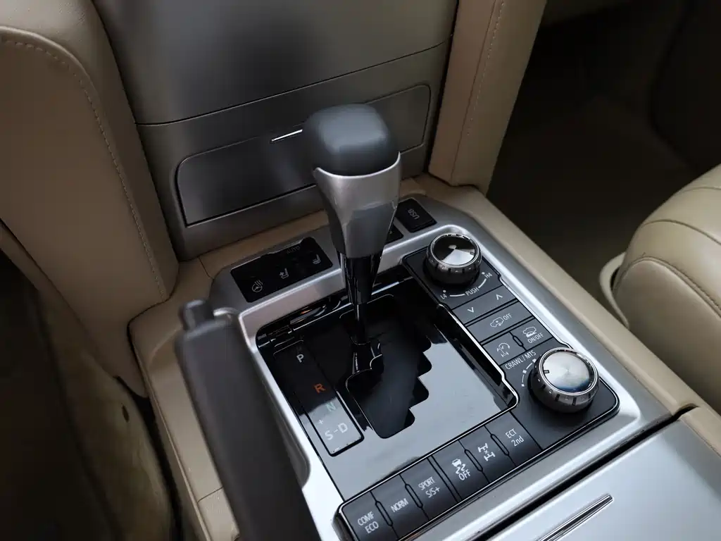 Toyota Land Cruiser — миниатюра 17