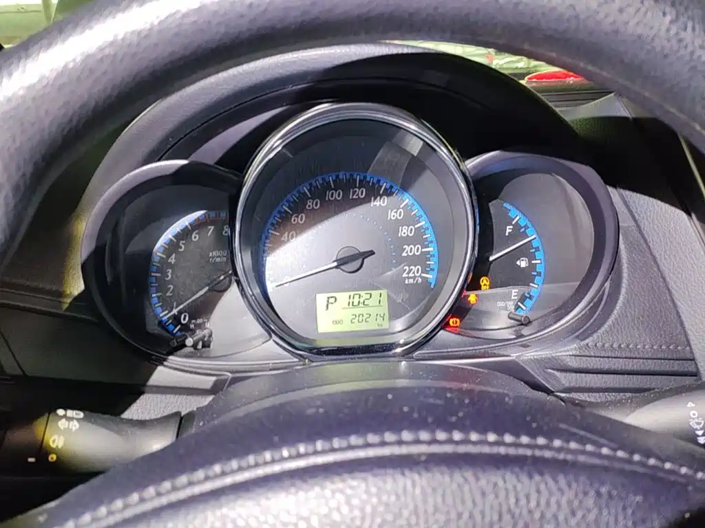 Toyota Yaris L — миниатюра 12