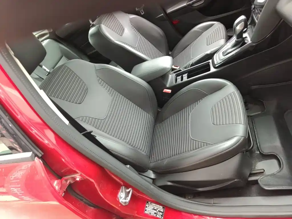 Ford Focus — миниатюра 25