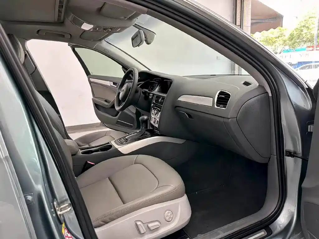 Audi A4L — миниатюра 4