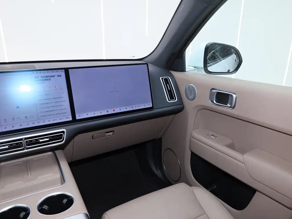 Li Auto Li L7 — миниатюра 36