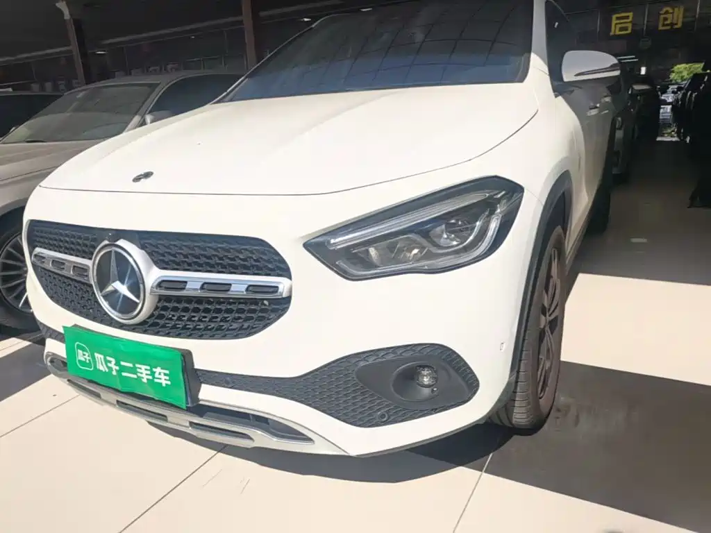 Mercedes-Benz GLA — миниатюра 24
