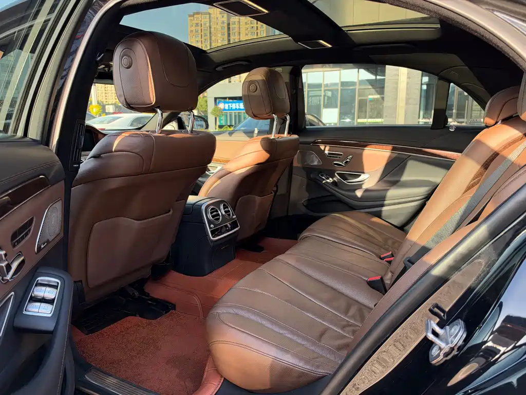 Mercedes-Benz S-Class — миниатюра 10