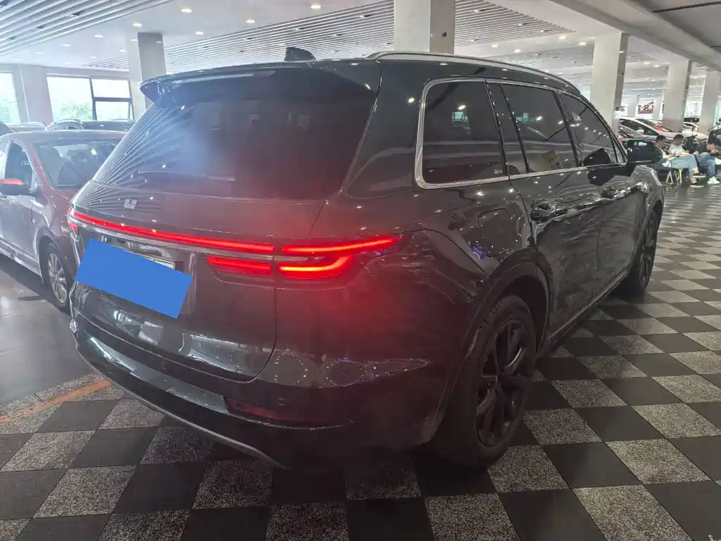 Li Auto Li ONE — миниатюра 4