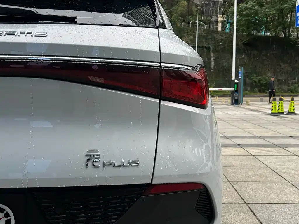 BYD Yuan Plus PLUS 2022 430KM Luxury