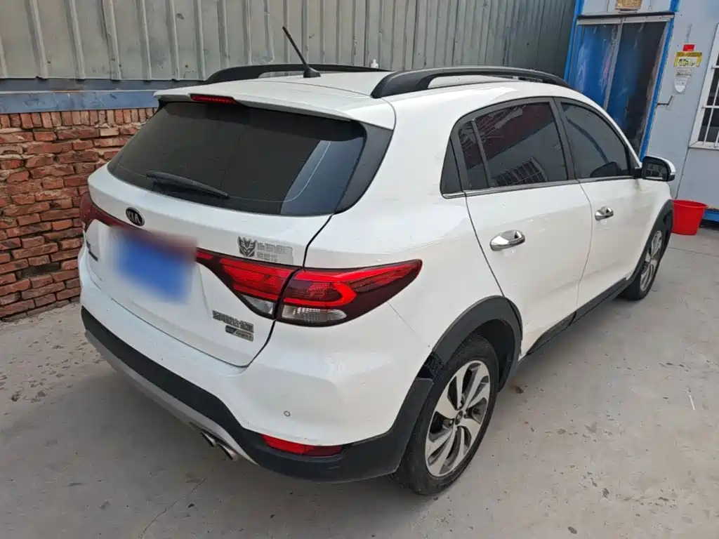 Kia KX Cross — миниатюра 7