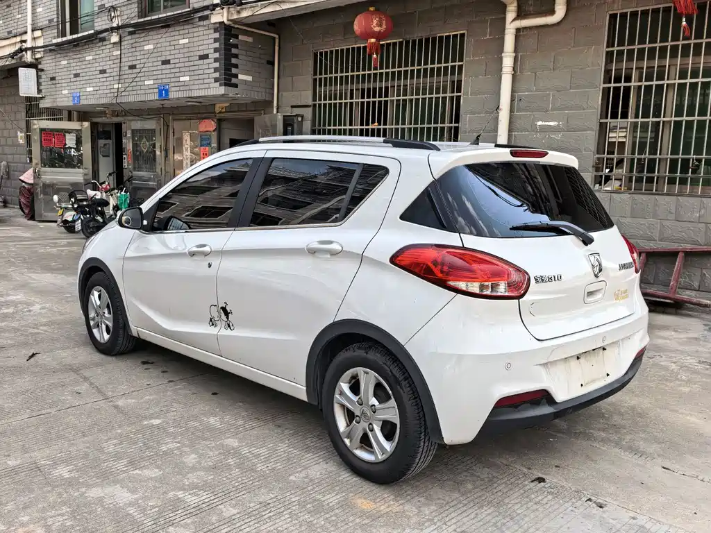 Baojun 310 — миниатюра 5