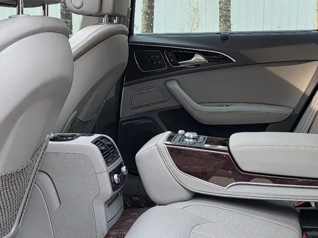 Audi A6L — миниатюра 8