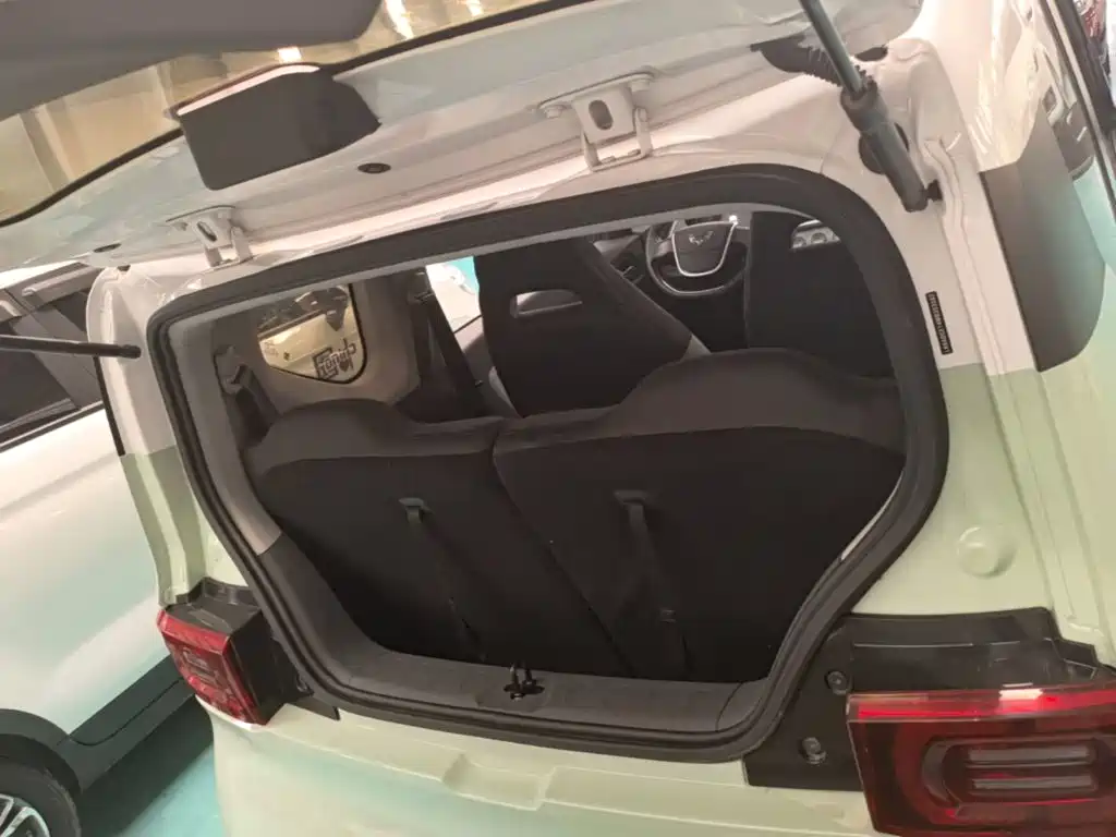 Wuling MINIEV — миниатюра 19