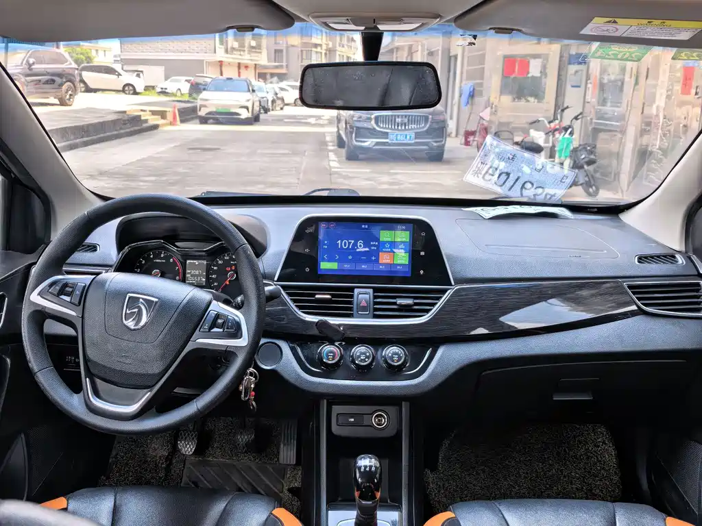 Baojun 310 — миниатюра 8