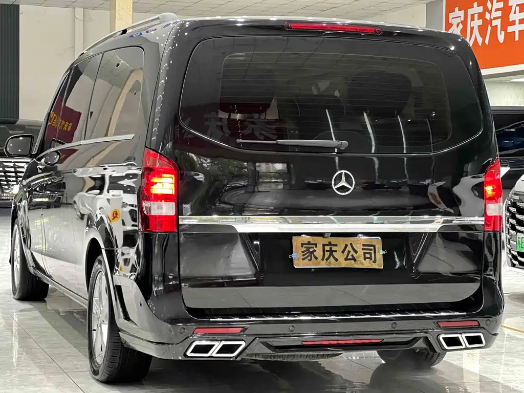 Mercedes-Benz Vito 2020 2.0T Elite 7 мест