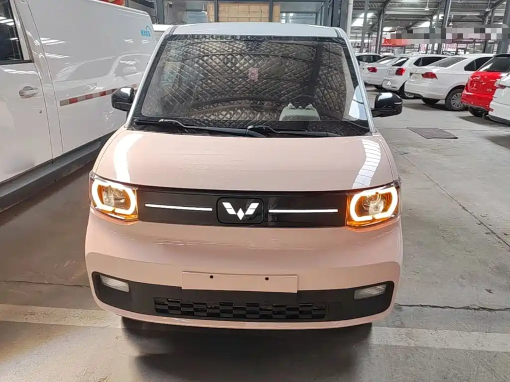 Wuling MINIEV — миниатюра 3