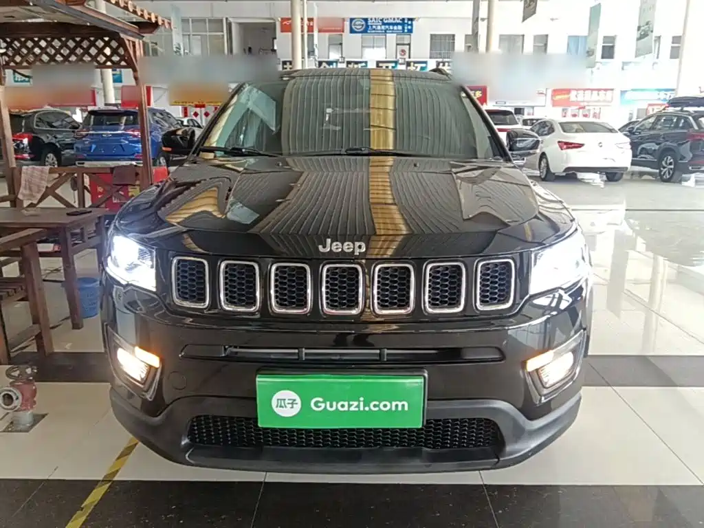 Jeep Compass — миниатюра 3