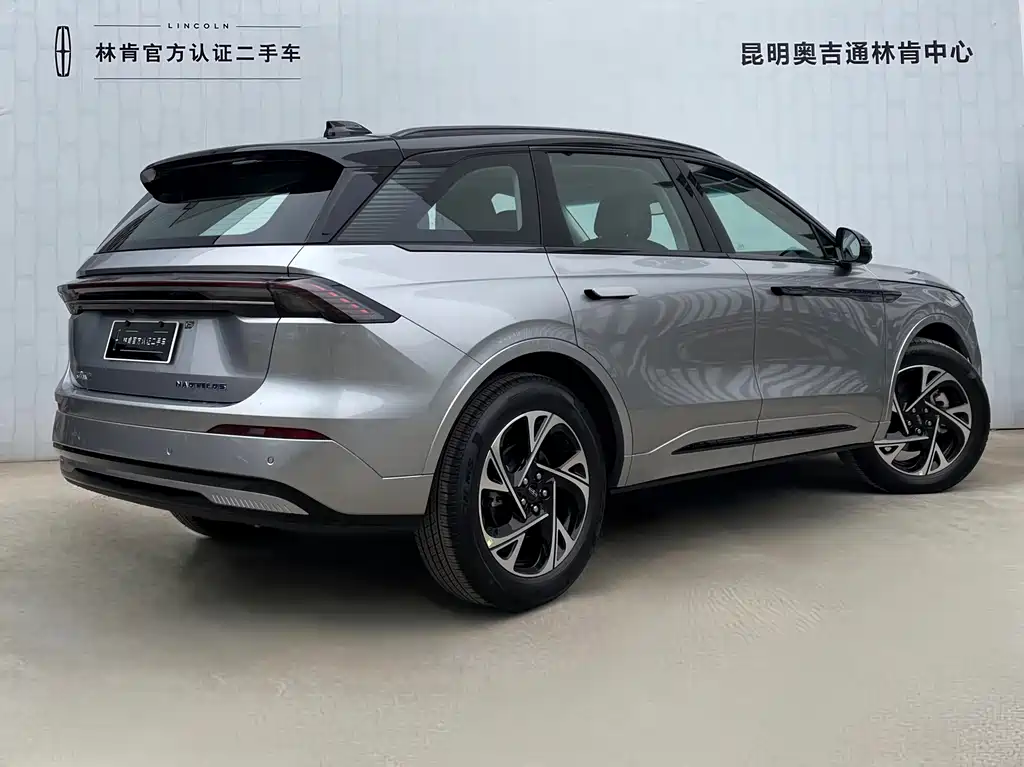 Lincoln Nautilus 2.0T 4WD Premium Wise Hybrid Edition, фото 4