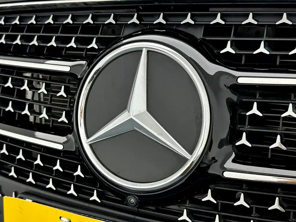 Mercedes-Benz V-Class — миниатюра 26
