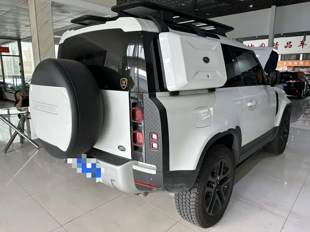 Land Rover Defender — миниатюра 9