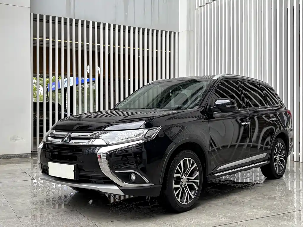 Mitsubishi Outlander 2017