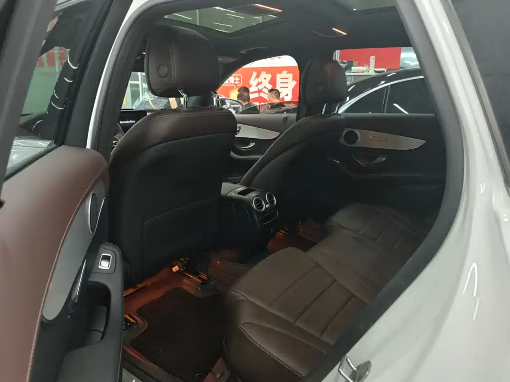 Mercedes-Benz GLC 2022 GLC 260 L 4MATIC