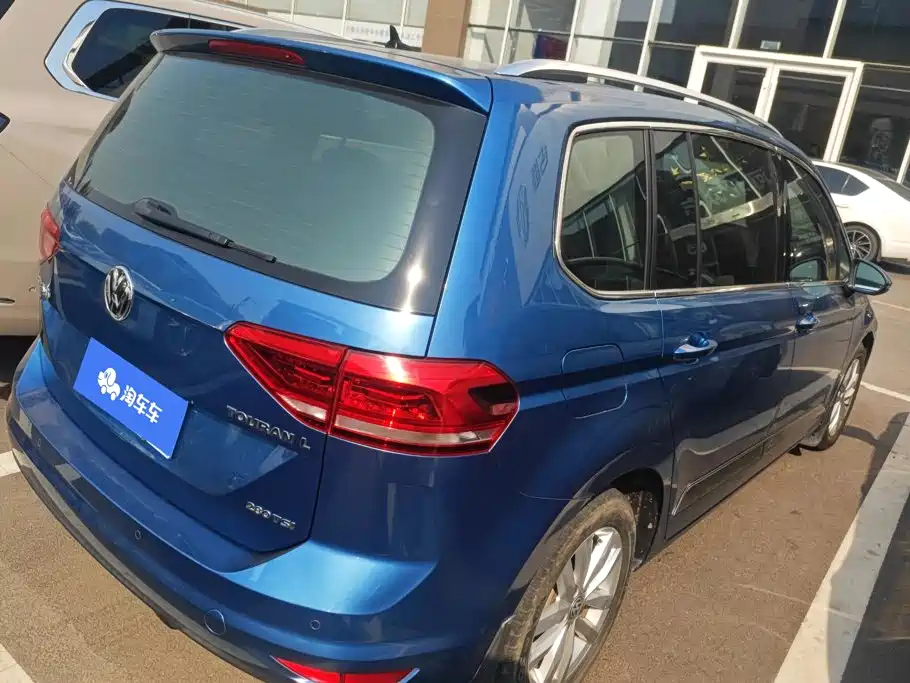 Volkswagen Touran — миниатюра 3