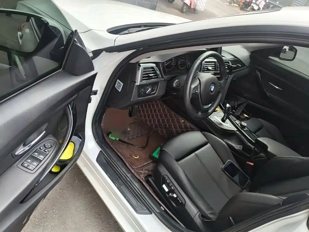BMW 3 Series GT — миниатюра 16