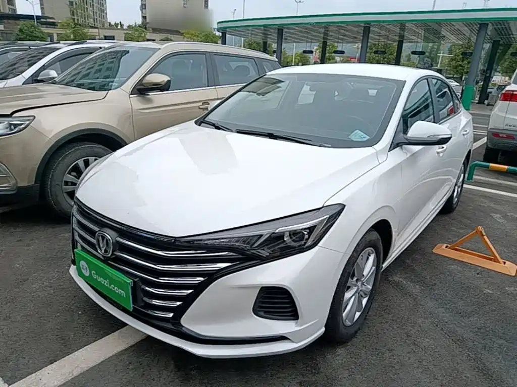 Changan Eado — миниатюра 2