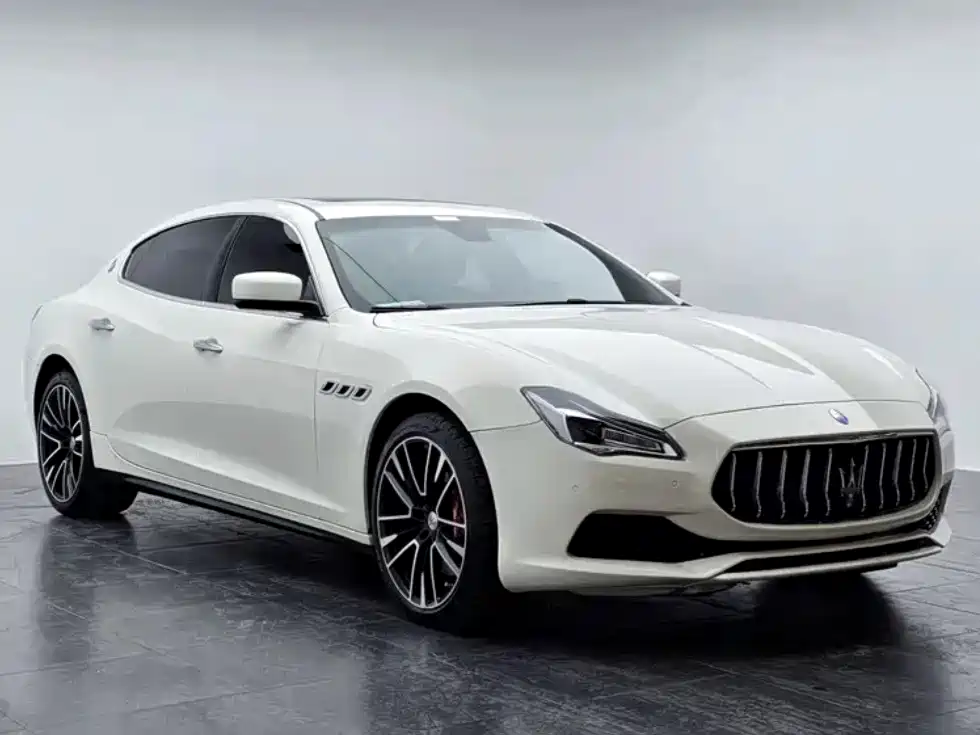 Maserati Quattroporte — миниатюра 2