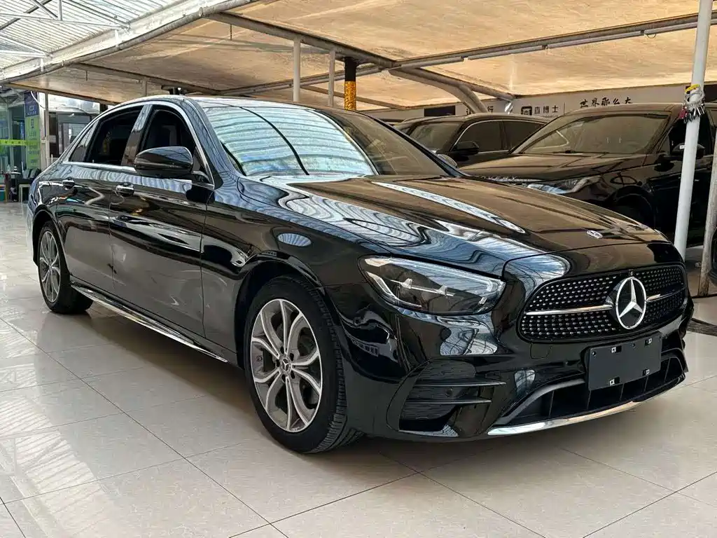 Mercedes-Benz E-Class — миниатюра 3