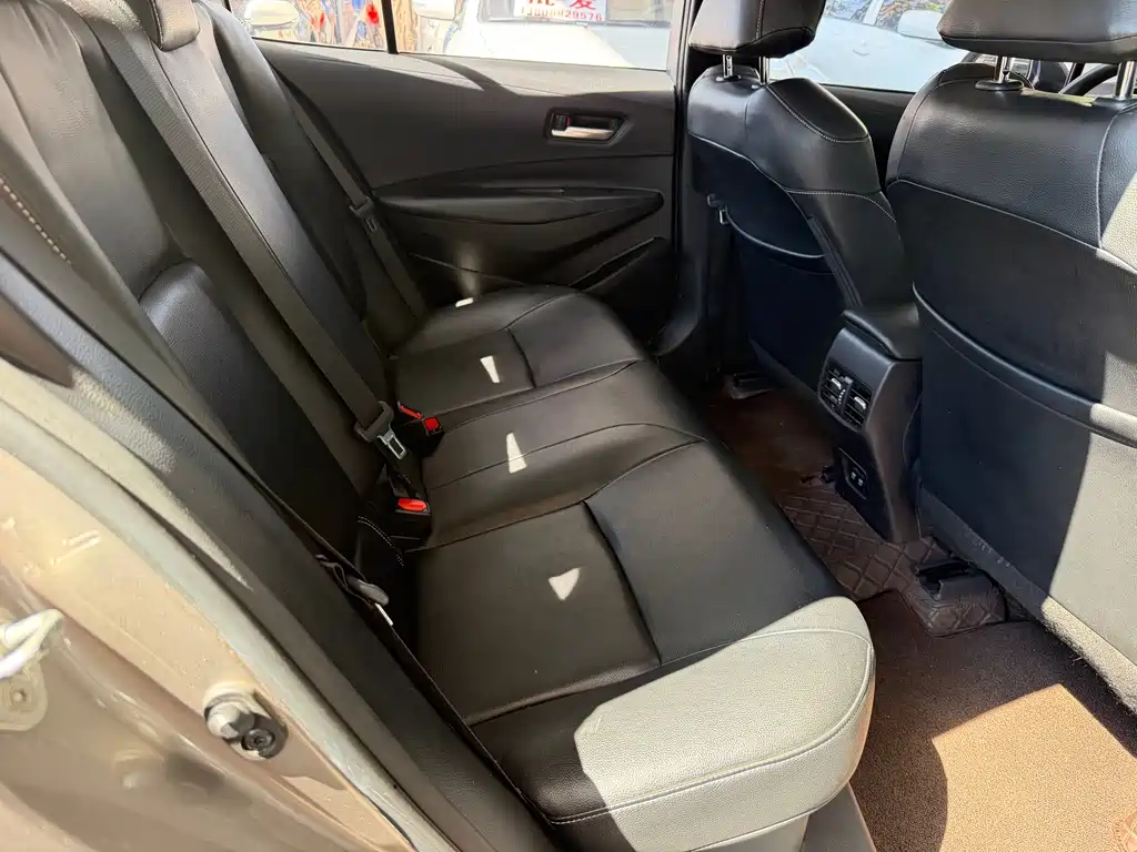 Toyota Corolla — миниатюра 13